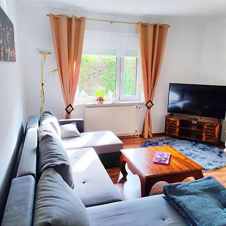 Im Gruenen Senzig Semesterbostad