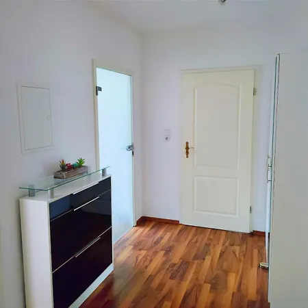 Im Gruenen Senzig Semesterbostad